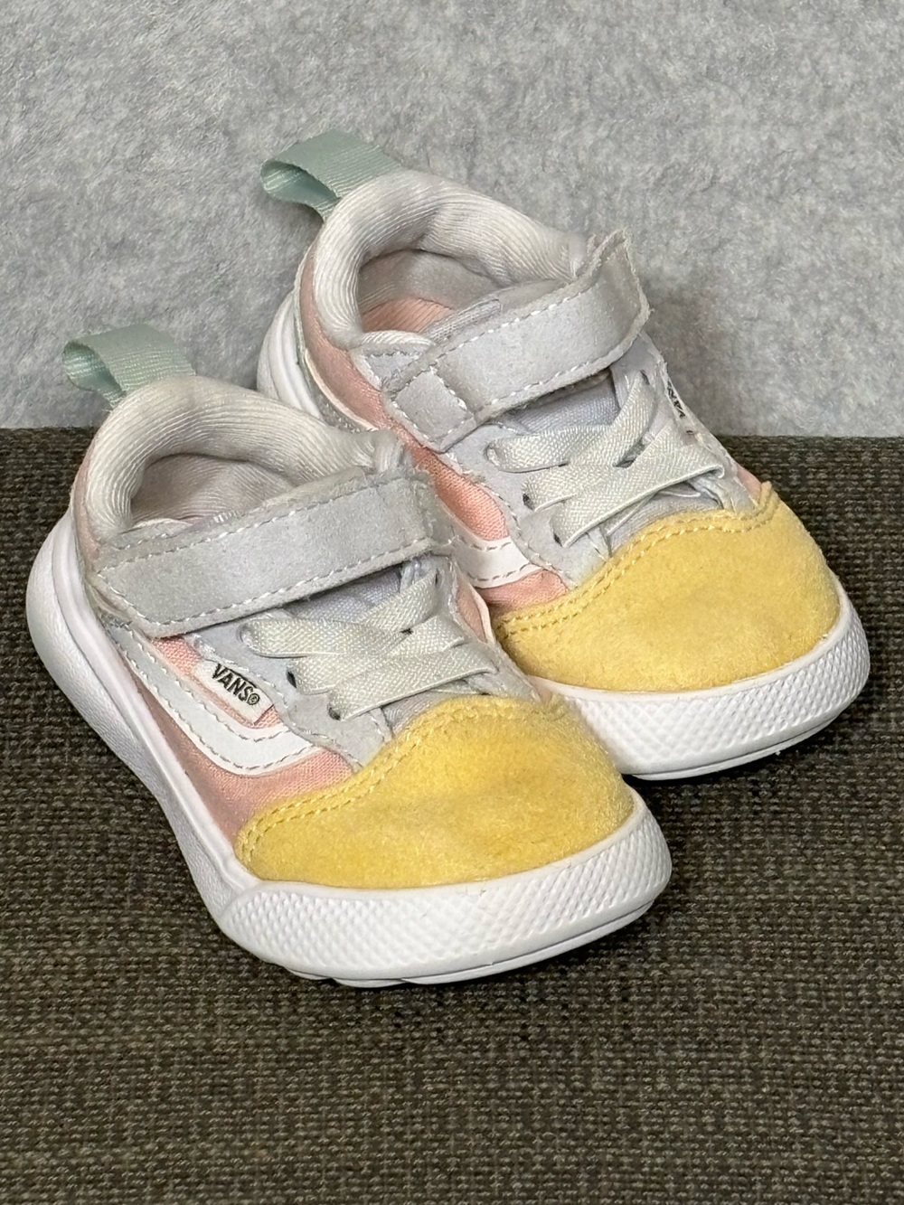 Vans Toddler UltraRange 66 V Color Block Sneakers-Pastel Multi-Toddler Size 4.5